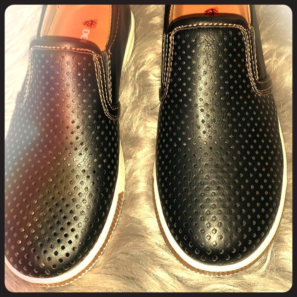 Black toddler loafers
